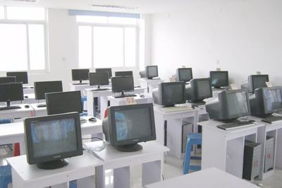 我用心教學(xué)，你開心學(xué)車！細說姜堰的良心駕校（一） 先進計算機設(shè)備的優(yōu)勢